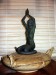 socha ženy-olejová lampička